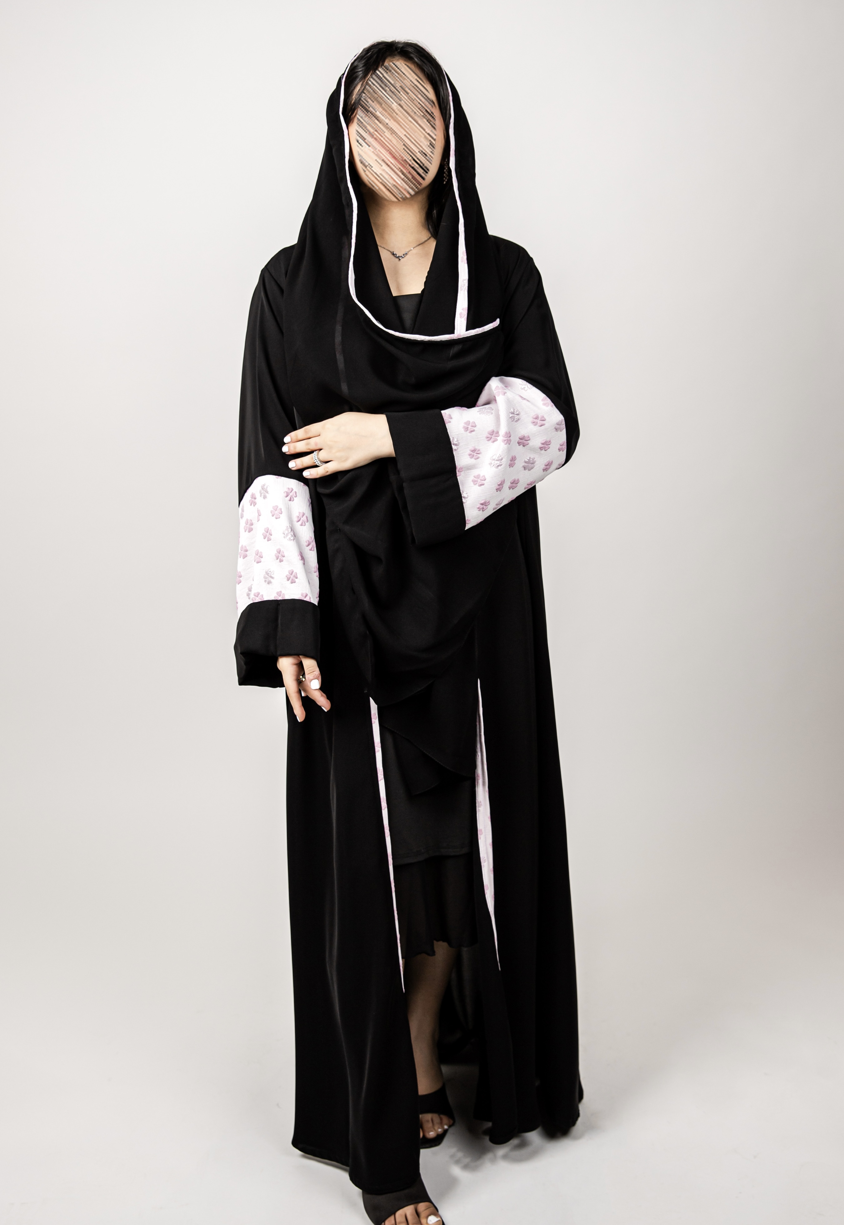عباية روز